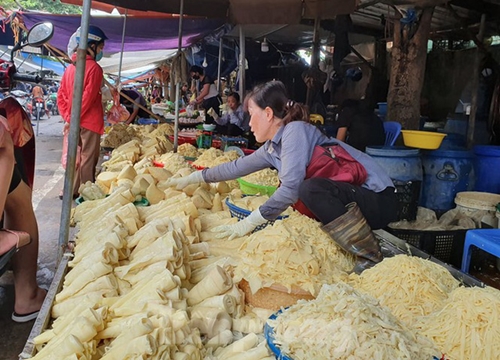 Măng rừng vào mùa tươi ngon, ngập tràn chợ Hà Nội