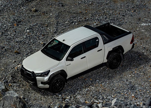 Toyota Hilux 2020 được nâng cấp những gì để cạnh tranh với Ford Ranger?