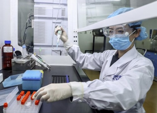 Trung Quốc cam kết không bán vaccine Covid-19 giá cao