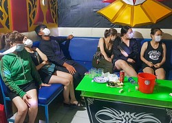 10 người dương tính với ma túy trong quán karaoke