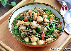 Cuối tuần thử làm sò điệp xào lá hẹ, làm đơn giản mà giàu dinh dưỡng hơn thuốc bổ, cả nhà đều tấm tắc khen ngon