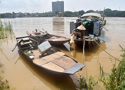 Nước sông Hồng dâng cao khuyến cáo tàu thuyền dừng hoạt động một số đoạn