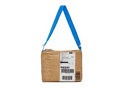 Túi xách giống hộp carton nhưng có giá 1.275 USD