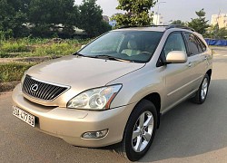 Lexus RX 330 15 năm tuổi, giá 550 triệu đồng tại Việt Nam