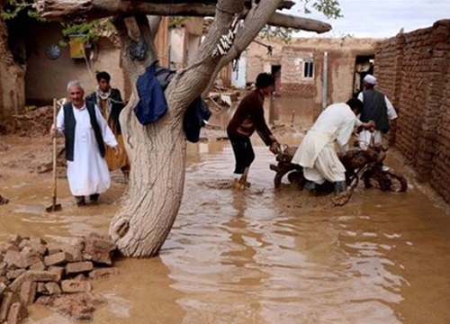 Mưa lũ tại Afghanistan, Pakistan: Ít nhất 74 người chết