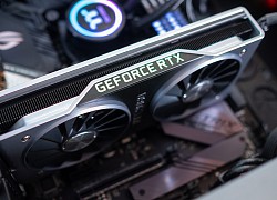 Quái thú Nvidia RTX 3090 lộ diện, to gần gấp đôi RTX 2080, thiết kế tản nhiệt mới, giá 2.000 USD