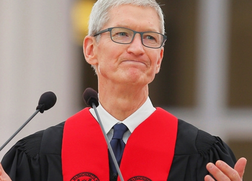 Tim Cook và thời khắc quyết định đưa Apple trở thành công ty 2 nghìn tỷ USD