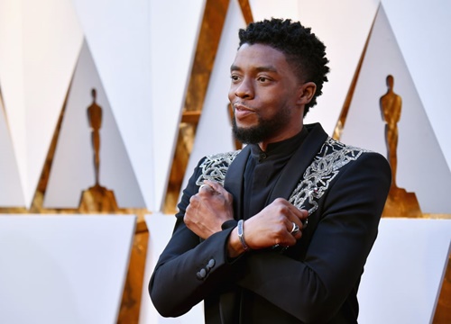 Fan khẳng định Chadwick Boseman là biểu tượng không thể thay thế, yêu cầu Marvel cho Black Panther 'nghỉ hưu'