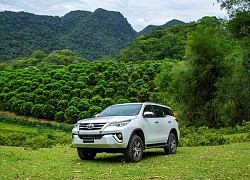 Khách hàng mua Toyota Fortuner tiếp tục nhận ưu đãi