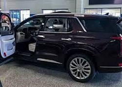 Khách mua Hyundai Palisade than phiền ghế da bốc mùi khó chịu