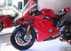 Khám phá bộ đôi "siêu" mô tô Ducati Panigale V4S và Panigale V2 2020