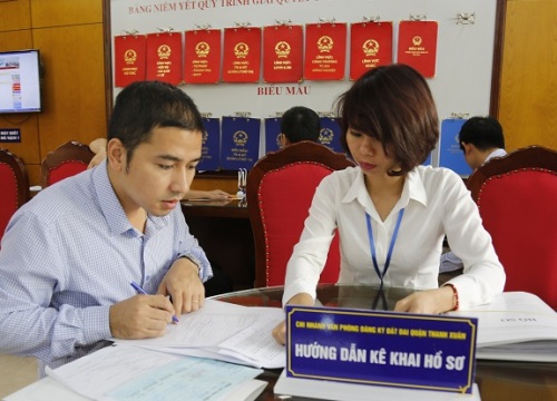 Bài học về "gần dân, trọng dân"