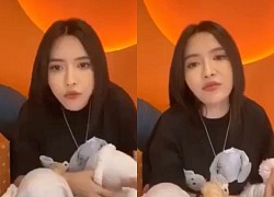 Bích Phương đang livestream bán hàng online thì thấy mẹ vào xem và cái kết khiến dân tình cười "bể bụng"