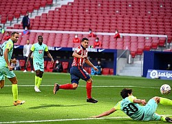 Luis Suarez lập cú đúp trong chiến thắng 6-1 của Atletico