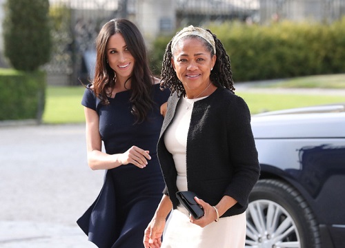 Thấy nhà chị dâu Kate tỏa sáng trong buổi công chiếu phim, Meghan Markle quyết chiếm spotlight bằng thông tin đặc biệt nhưng nhận về toàn mỉa mai