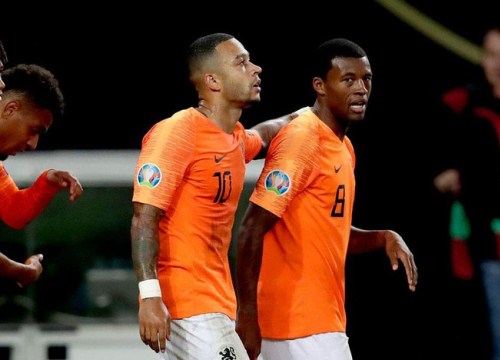 Barcelona tiến sát Depay và Wijnaldum