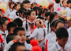 Loạt ảnh cũ về khoảnh khắc buồn ngủ của các cô cậu học sinh tiểu học ngày khai trường bất ngờ &#8216;gây sốt&#8217;