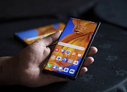 Smartphone Huawei tăng giá