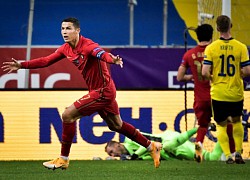 Deco: 'Ronaldo là quái vật'