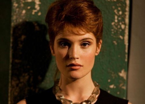 Gemma Arterton muốn quên vai diễn Bond Girl