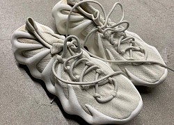 Giày Yeezy 450 trông giống món sủi cảo