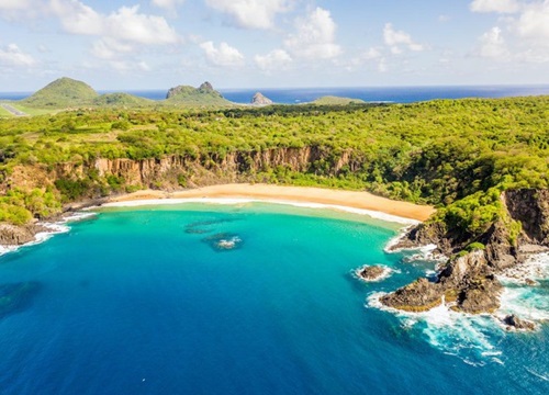 Hòn đảo 'thiên đường' ở Brazil với quy định kỳ lạ: Chỉ mở cửa đón du khách từng mắc COVID-19