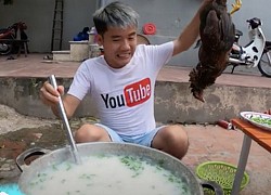 Hưng Vlog khoá bình luận giữa chỉ trích làm cháo gà sống nguyên lông, cư dân mạng kêu gọi report xoá tính năng kiếm tiền!