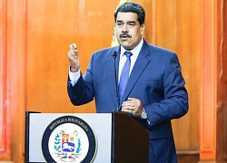 Maduro muốn tiêm vaccine Covid-19 Nga cho ứng viên nghị sĩ