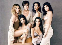 Show nhà Kardashian dừng sau 14 năm, loạt "drama" chấn động thế giới bị đào lại: Màn nude nhức mắt và hôn nhân 72 ngày của Kim!