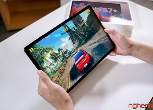 Trên tay Galaxy Tab S7+: thiết bị giải trí 'chất' giá 24 triệu