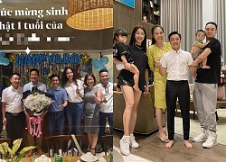 Tụ họp cùng công ty, Đàm Thu Trang chiếm trọn spotlight vì lần đầu lộ body sau 1 tháng sinh: Nuột thế này mà sao cứ giấu mãi?