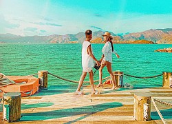 Đăng ảnh đi Nha Trang, vợ chồng Minh Nhựa lại khiến dân tình tròn mắt: ảnh thì chỉnh quá đà, ảnh lại như không chỉnh