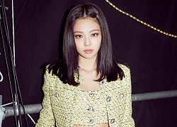 Gu thời trang gợi cảm khoe vòng eo 50cm của Jennie (BlackPink)