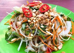 Thử món gỏi ốc nổi tiếng Nha Trang