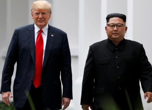 Trump bất ngờ khen sức khỏe Kim Jong-un