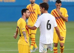 Bị kèm cực "gắt", Messi nổi cáu với cầu thủ vô danh