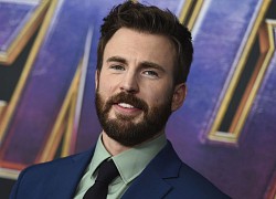 "Captain" Chris Evans trả lời ngắn mà cực khéo về vụ lộ ảnh 18+ chấn động thế giới, khiến dàn sao Hollywood thích thú