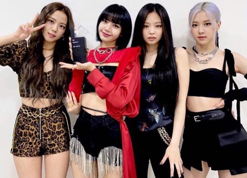 Hit của BLACKPINK và Oh My Girl được gọi là 2 bài girlgroup hay nhất 2020 nhưng netizen đồng lòng gọi tên bài khác