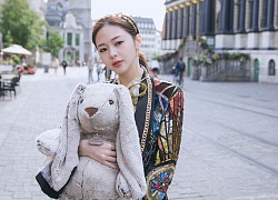 Liz Kim Cương ôm thỏ bông đi hết Châu Âu, ám ảnh tới day dứt sau cuộc tình tan vỡ trong MV mới