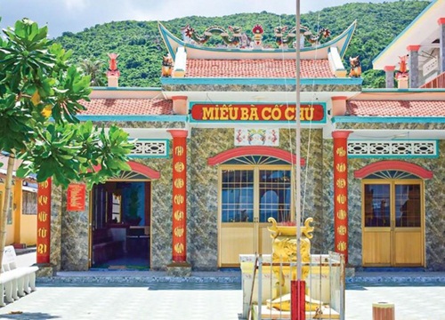 Miếu Bà Cố Chủ ở hòn Sơn