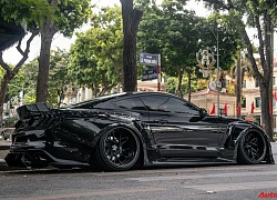 Ngắm Ford Mustang GT 5.0 độ widebody cực độc trên đường phố Hà Nội, cách đỗ xe khiến nhiều người ngạc nhiên