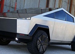 Người đàn ông tự chế ôtô vì mê Tesla Cybertruck