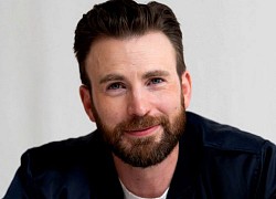 Nóng: "Captain" Chris Evans lỡ tay đăng ảnh bộ phận nhạy cảm lên Instagram, tài tử Hulk và dàn sao Hollywood tranh cãi nảy lửa