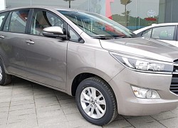 Toyota Innova giảm tới 60 triệu đồng tại đại lý