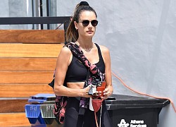 "Chân dài" Alessandra Ambrosio mặc đồ thể thao phô hình thể nóng bỏng ra phố