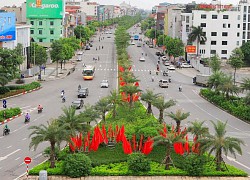 Hà Nội: Trang trí đường phố chào mừng các sự kiện lớn phải tiết kiệm, hiệu quả