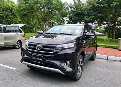 Mất thị phần vào tay đối thủ, Toyota Việt Nam hạ giá Rush