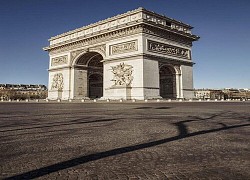 Sách ảnh về Paris những ngày tĩnh lặng