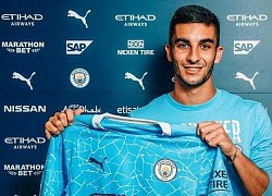 Tân binh Man City sở hữu tốc độ của Sane và khả năng rê dắt của Silva?