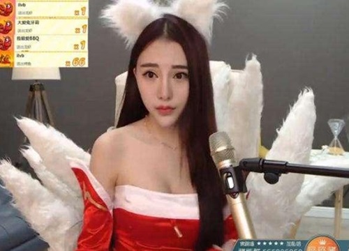 Văn hóa ăn mặc gây tranh cãi của hot streamer Trung Quốc